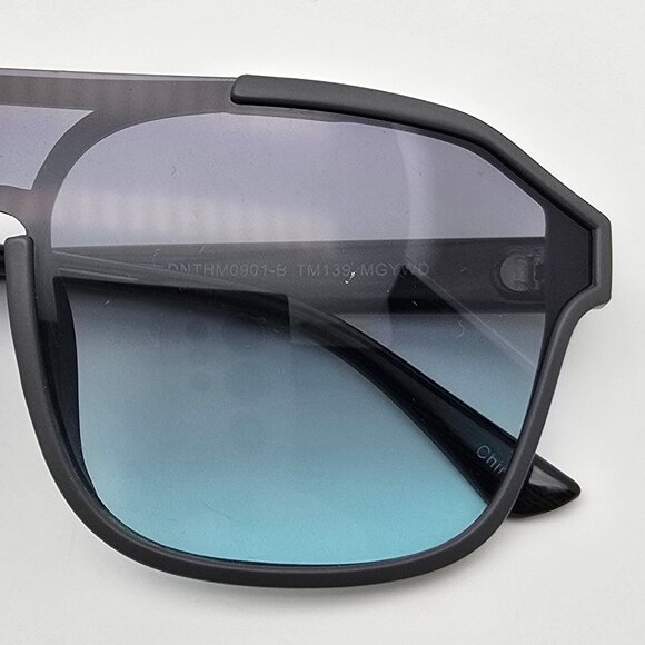 *SOLD* Tahari TM139 Grey Black Frame Green Gradient Lens Aviator Sunglasses 57mm - Picture 12 of 13